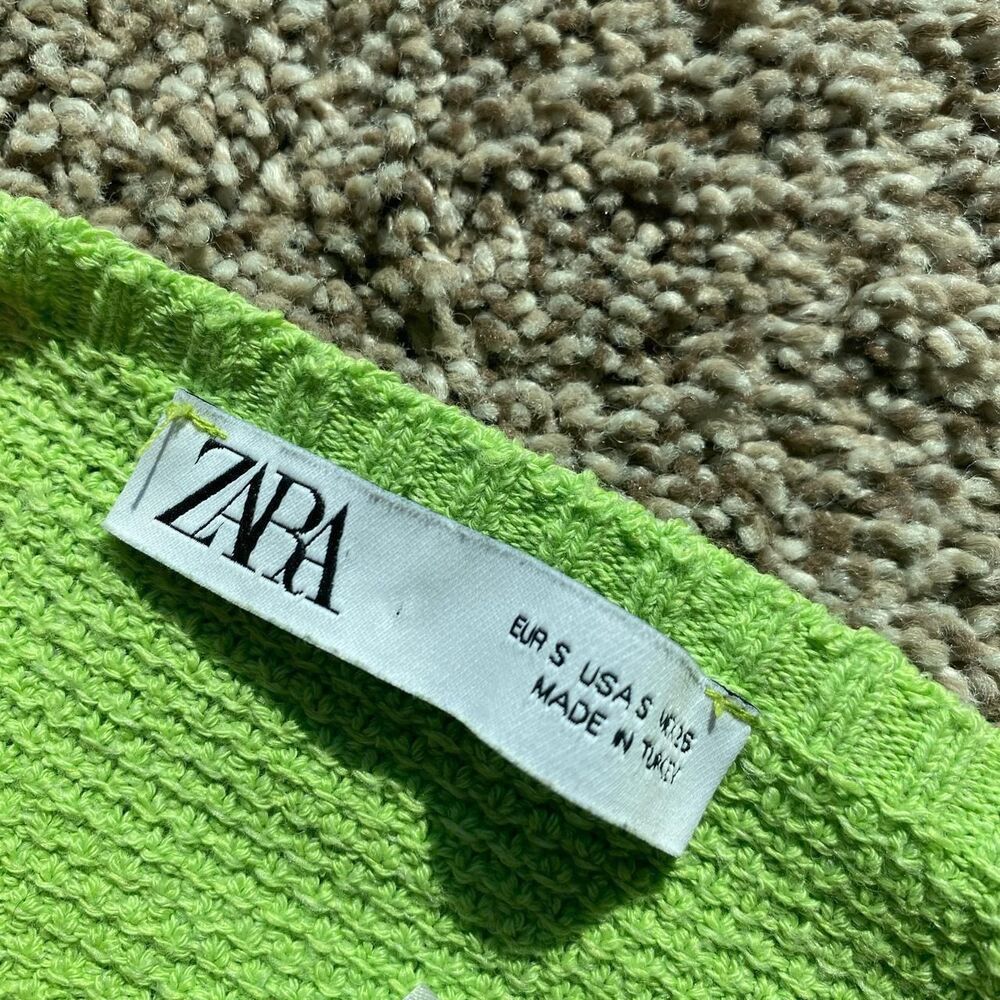 Zara Women's Green Vest - Picture 5 of 7